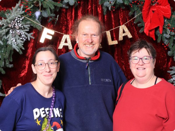 Peter McQueen, City Councilor, joined us for a coffee, sweet treats and even snapped some pics with our volunteers.